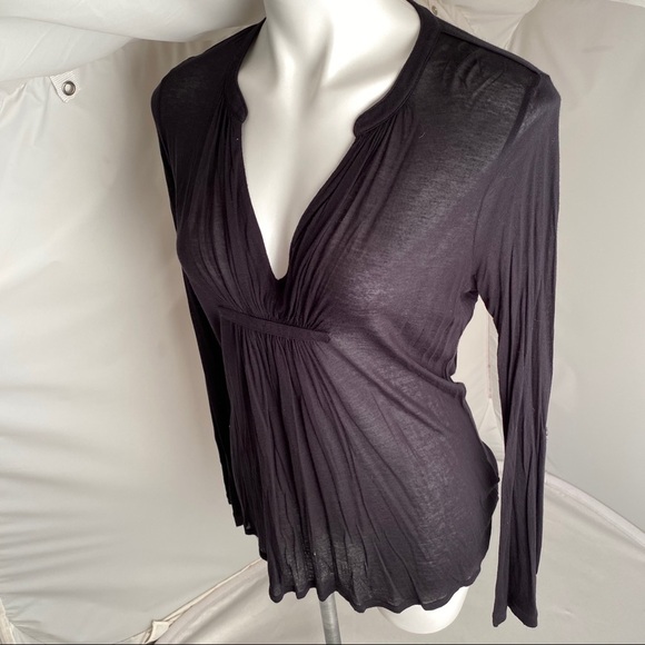 Soft Joie black sheer flowy v-neck top M - Picture 2 of 8